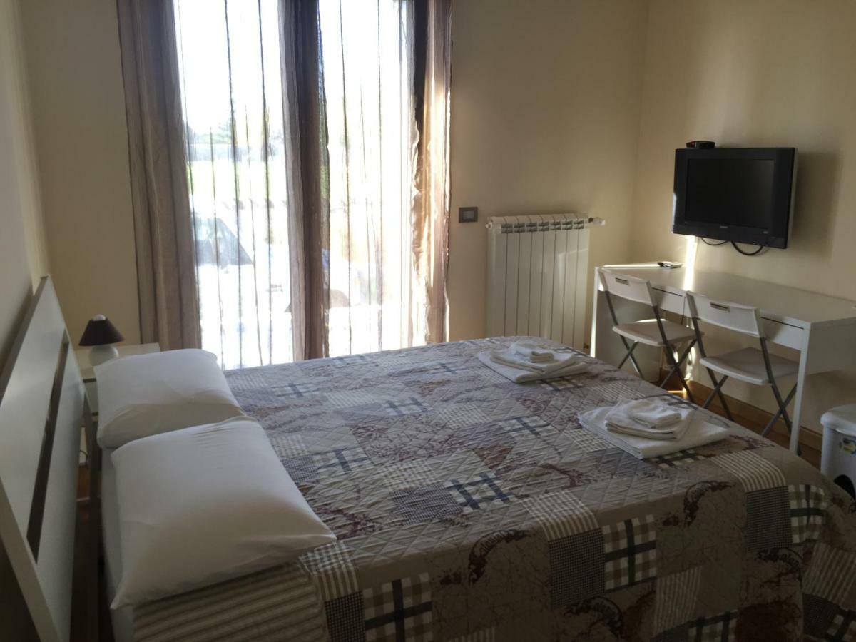 Bed&Breakfast Riccio&Lella Fiumicino Dış mekan fotoğraf